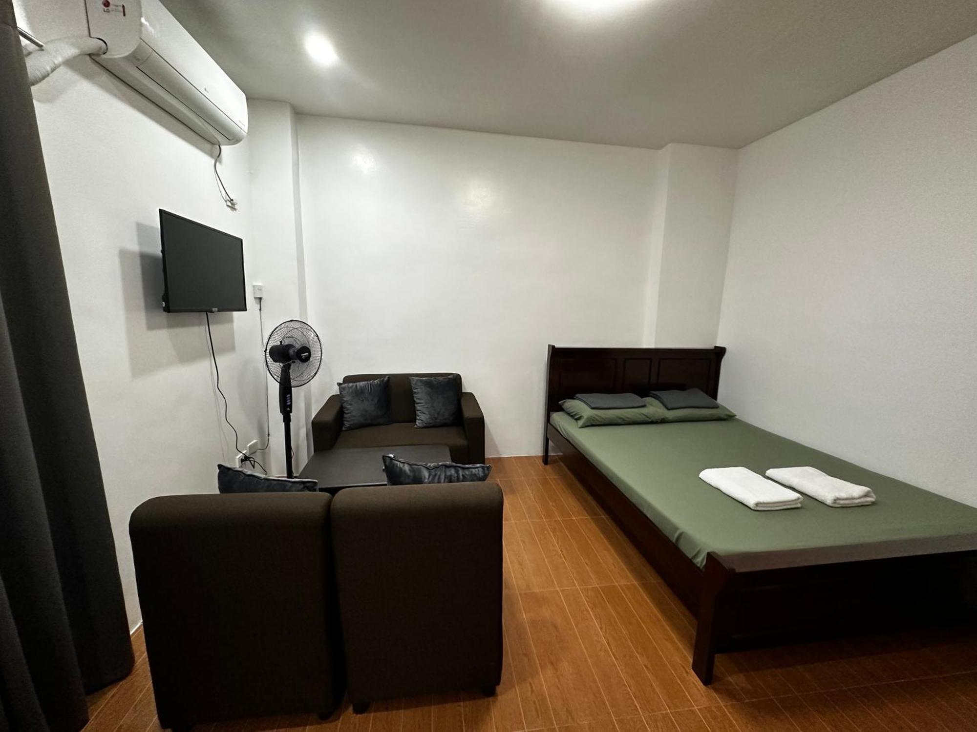 Rjc Building Apartment Olongapo Exterior foto